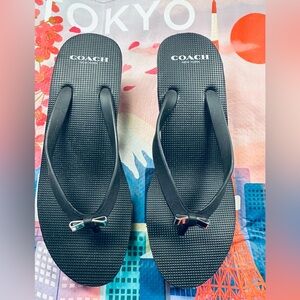 Coach New York Loralyn women size 7 wedge flip flops black rubber shoes